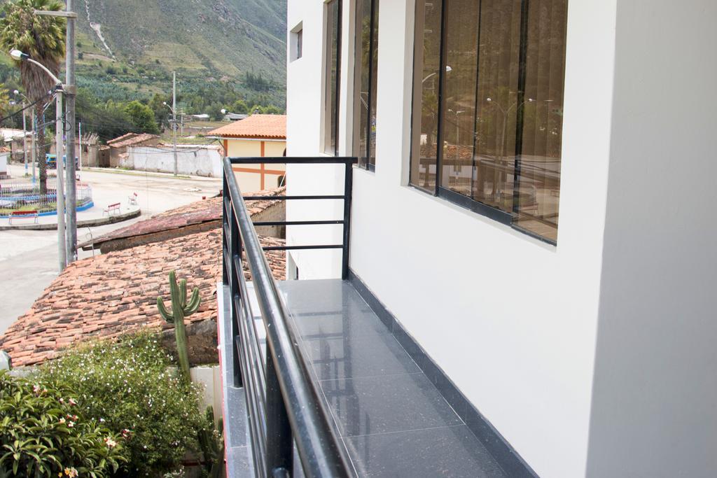 Hostal Santa Rosa Caraz Kamer foto