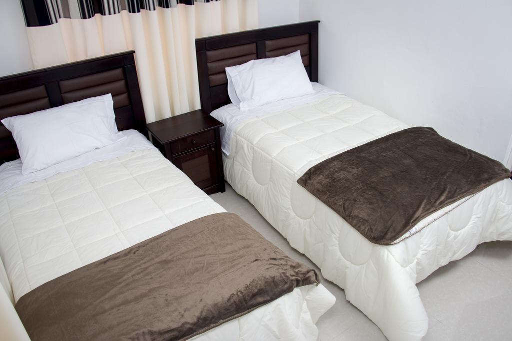 Hostal Santa Rosa Caraz Kamer foto